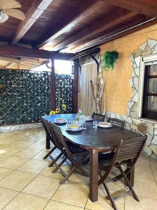 Trilocale Sul Mare Con Ampia Veranda Coperta Castelsardo Casa vacanze