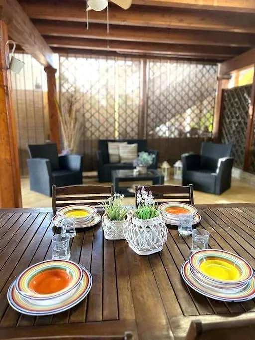 Casa vacanze Trilocale Sul Mare Con Ampia Veranda Coperta Castelsardo